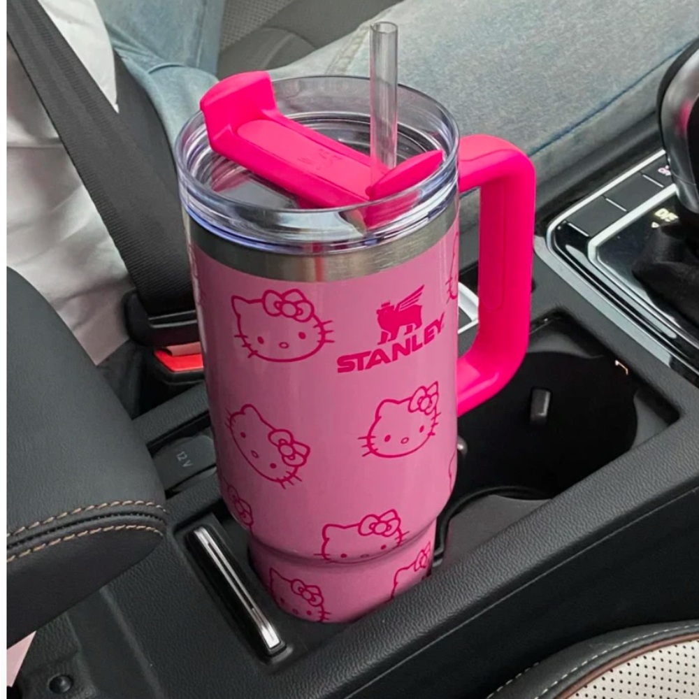 Stanley Hello Kitty Pink 40oz Tumbler - Picture 3 of 3